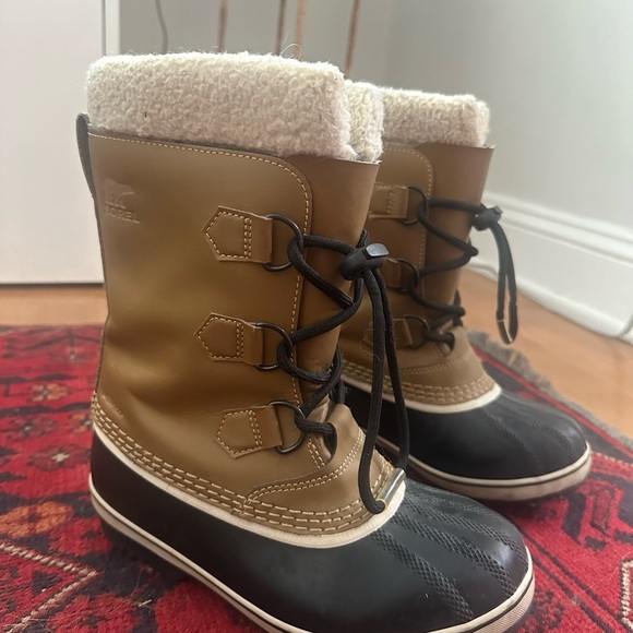 SOREL Yoot Pac Kids / Insulated Waterproof Snow Boots Tan - Picture 2 of 8